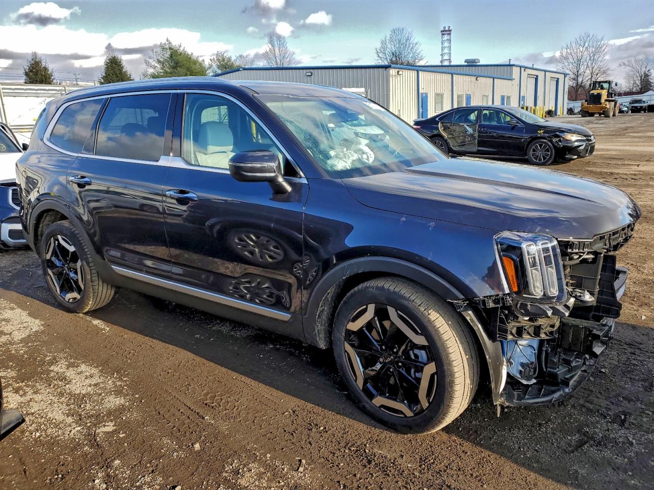 2025 KIA TELLURIDE S photo 4