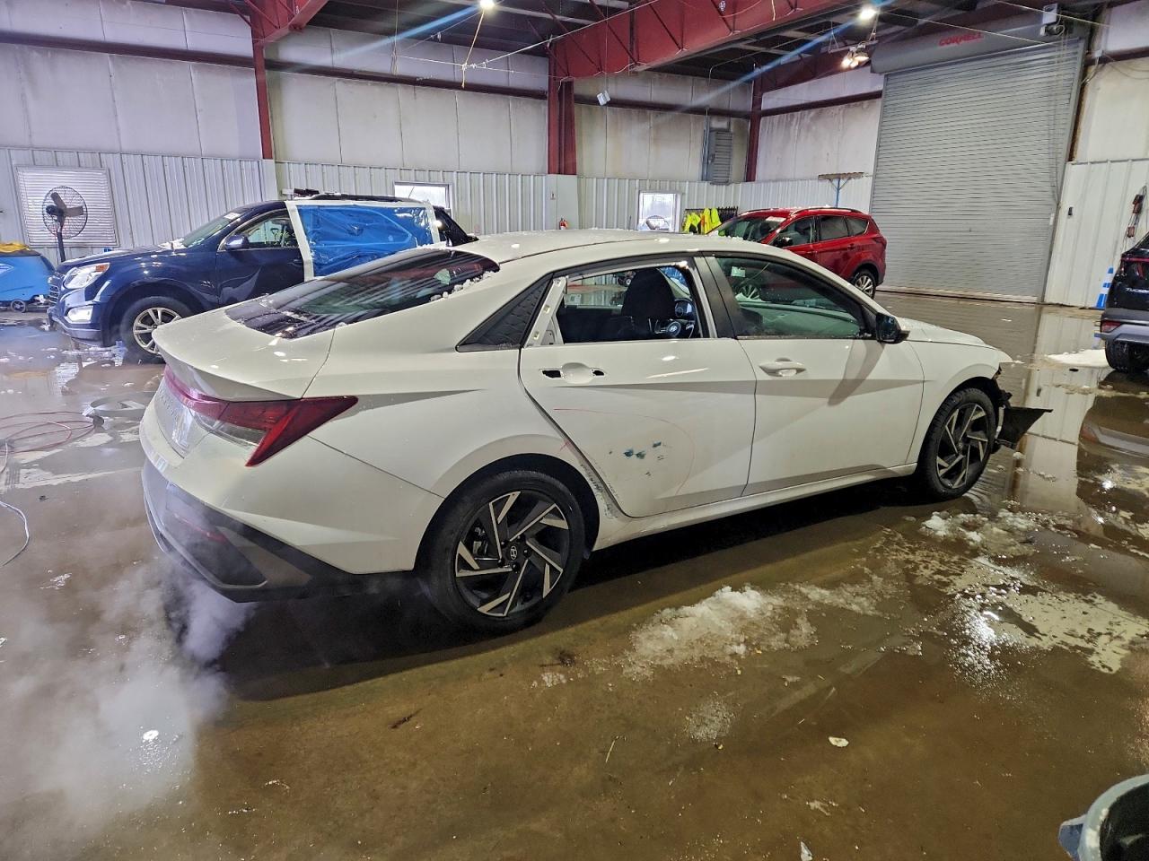 2025 HYUNDAI ELANTRA LIMITED photo 5