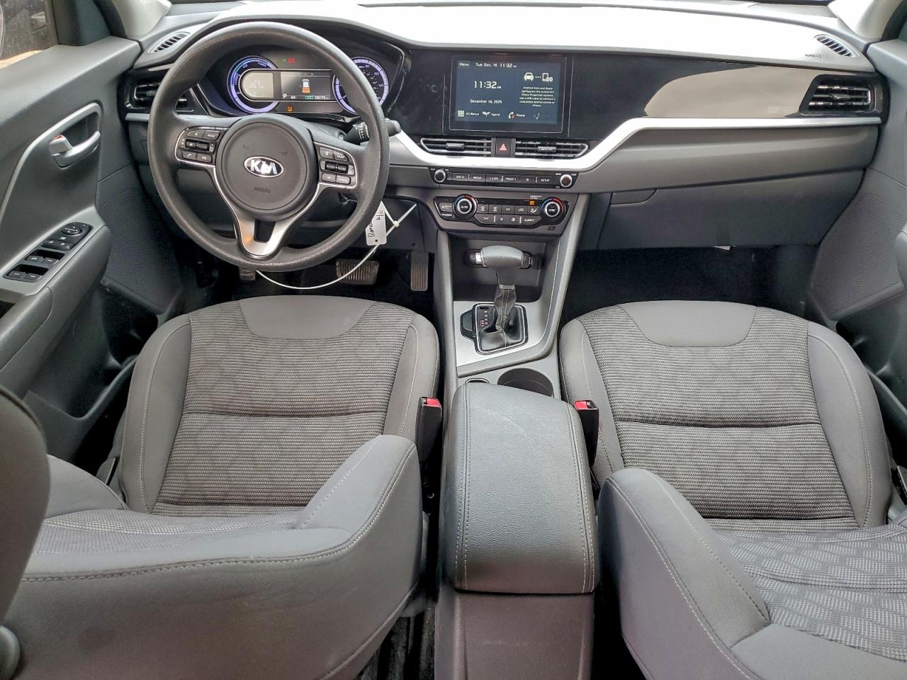 2020 KIA NIRO LX photo 15