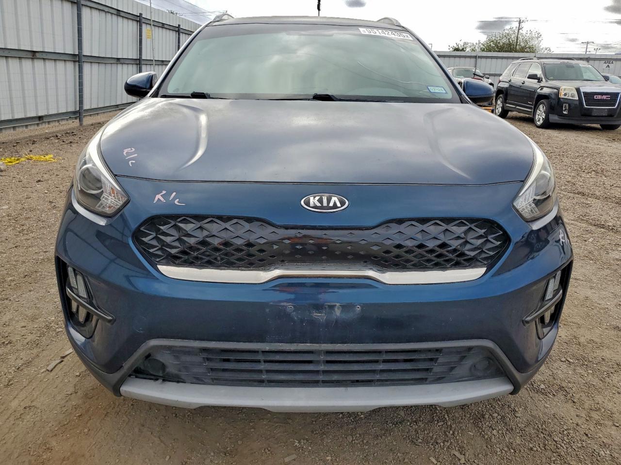 2020 KIA NIRO LX photo 9