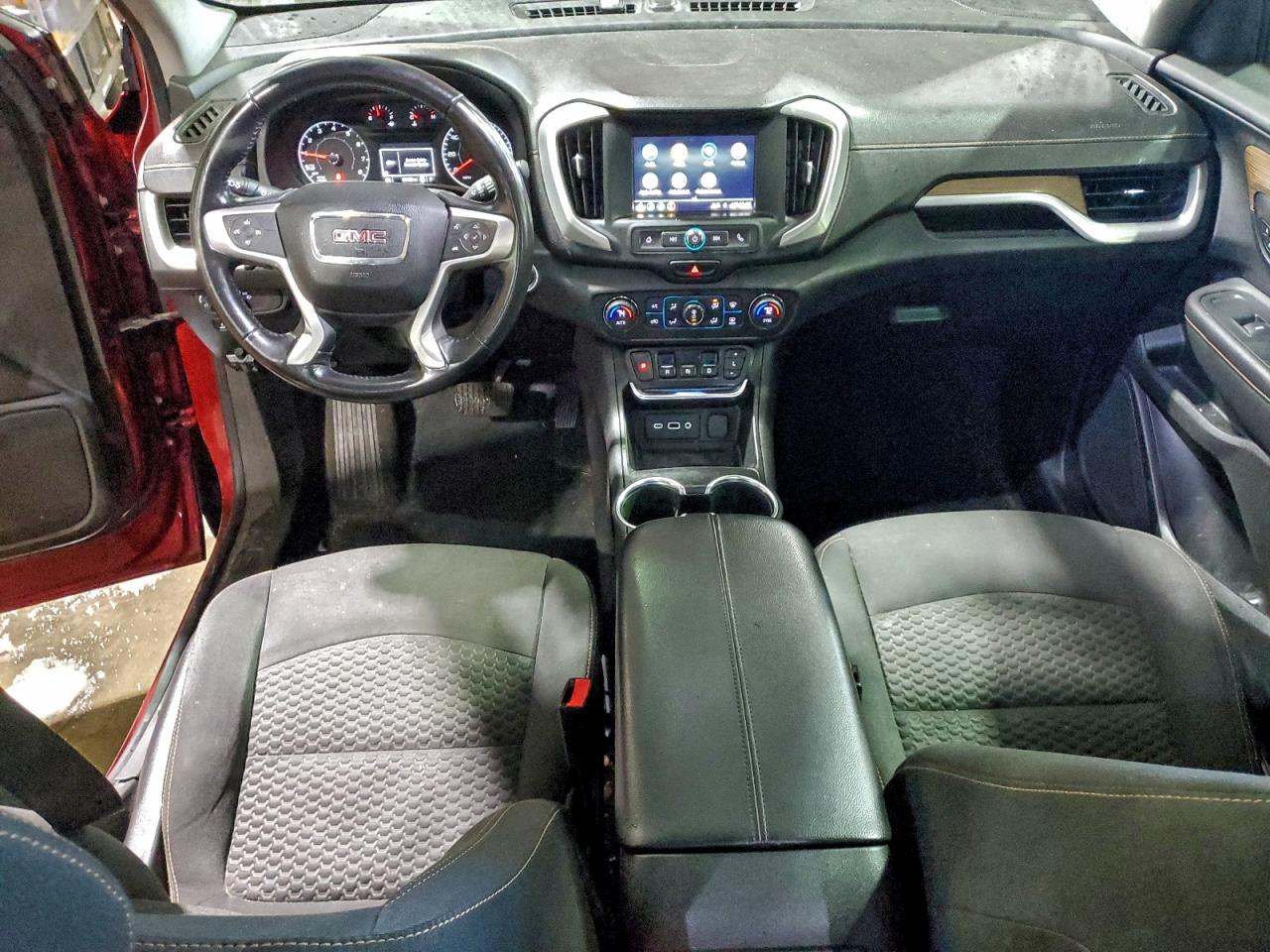 2018 GMC TERRAIN SLE photo 15