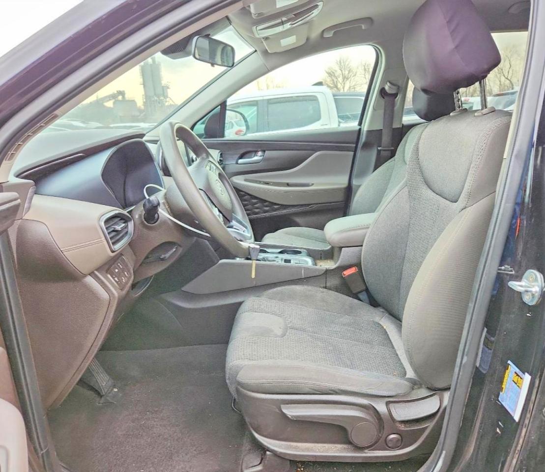 2019 HYUNDAI SANTA FE SE 2.4L photo 13