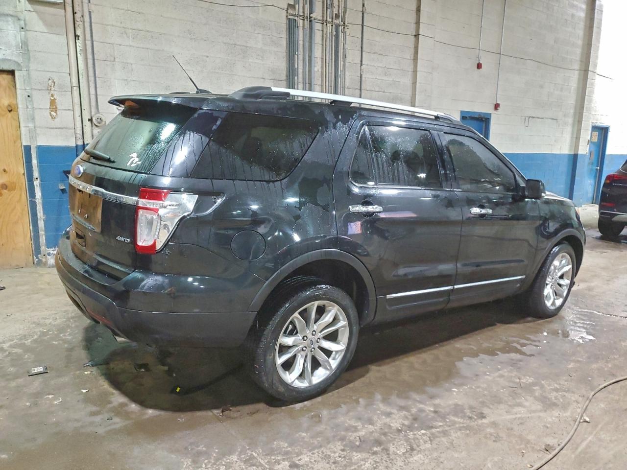 2011 FORD EXPLORER LIMITED photo 3