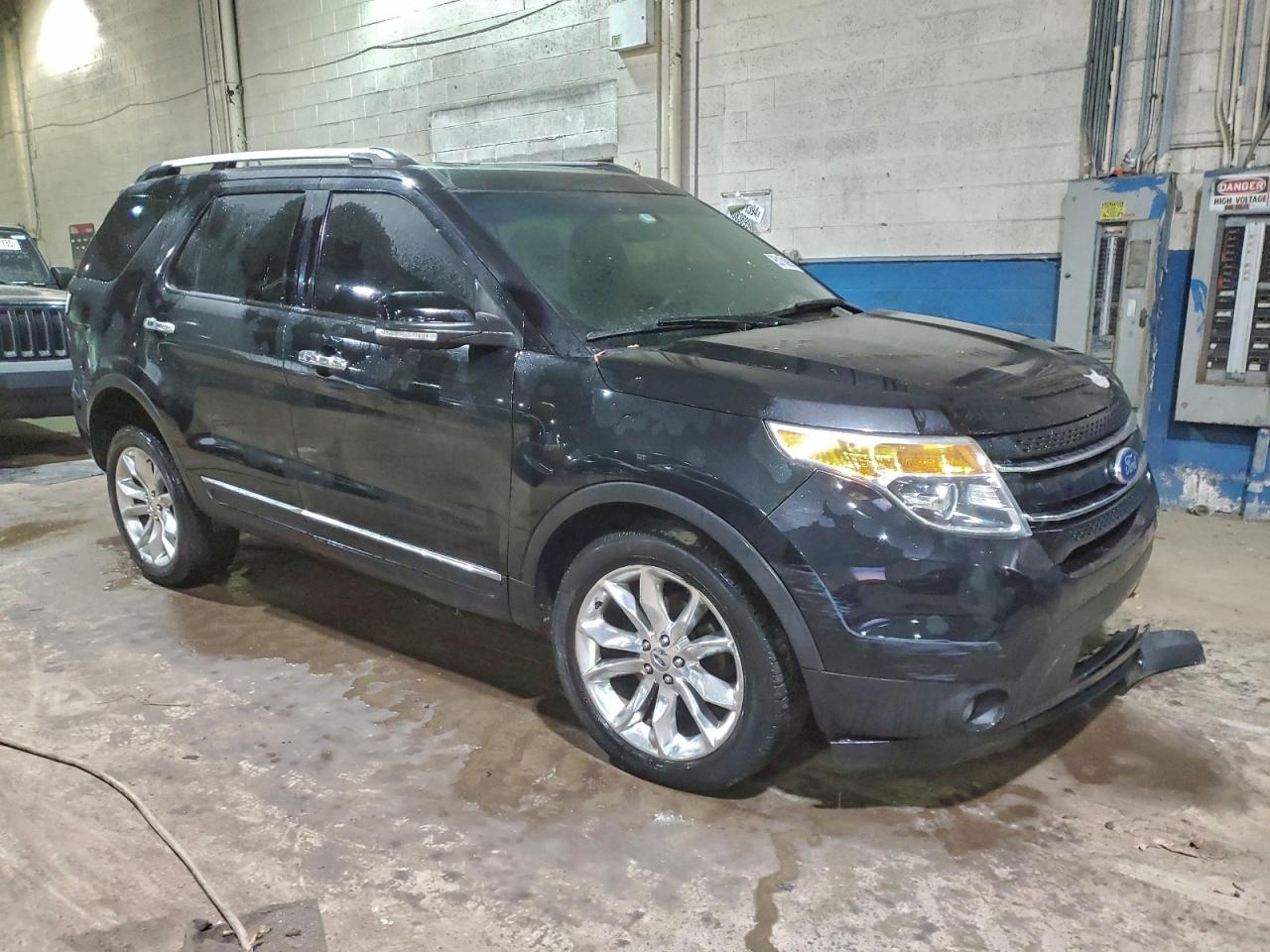 2011 FORD EXPLORER LIMITED photo 4