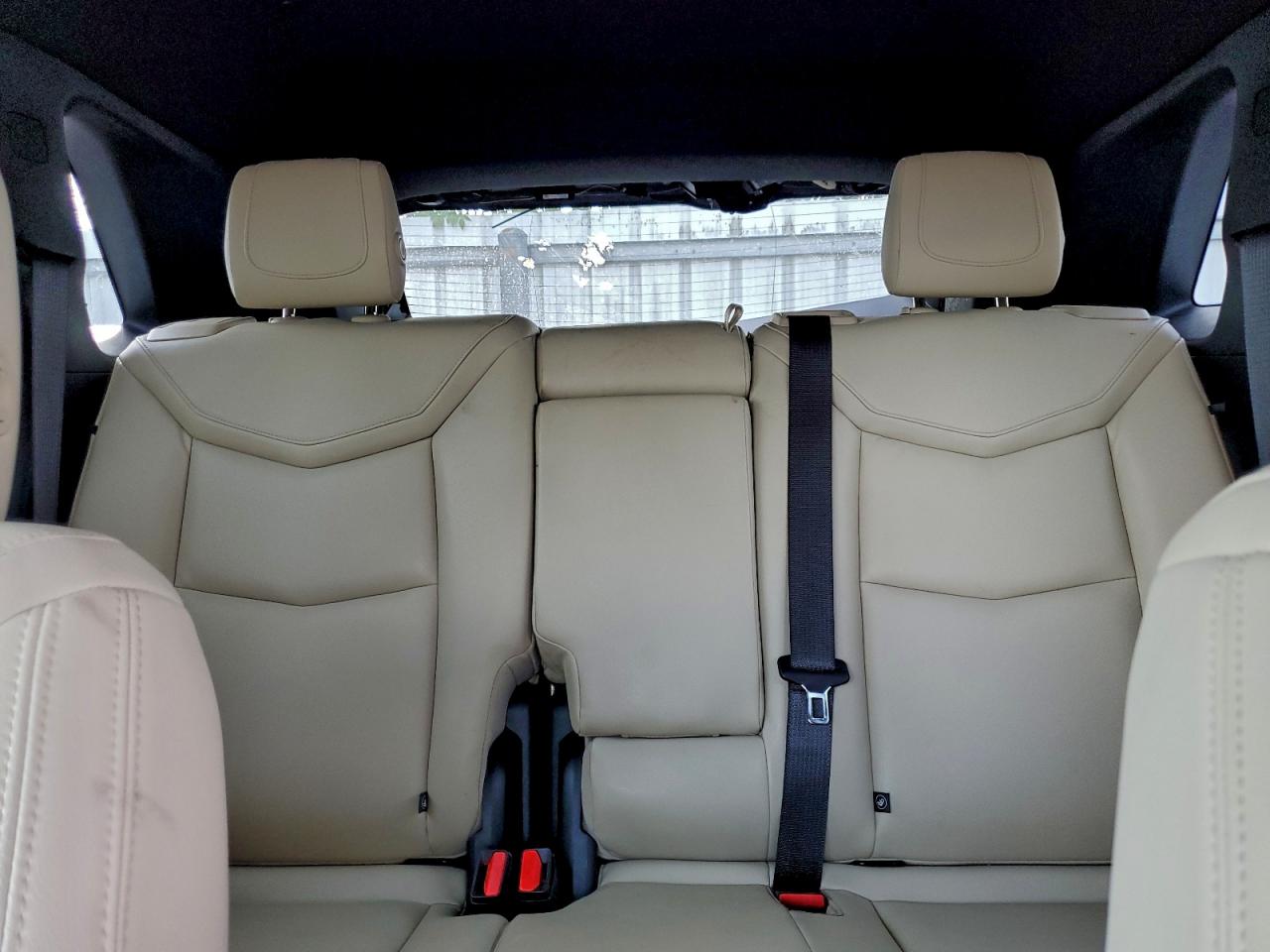 2018 CADILLAC XT5 photo 10