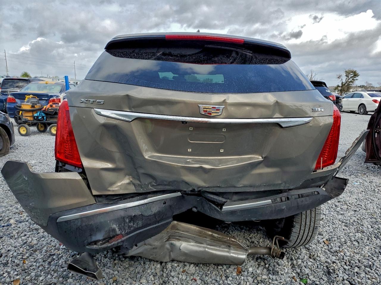 2018 CADILLAC XT5 photo 6