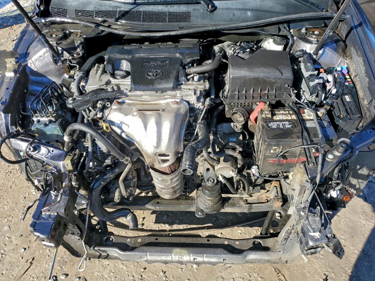 2014 TOYOTA CAMRY SE photo 21