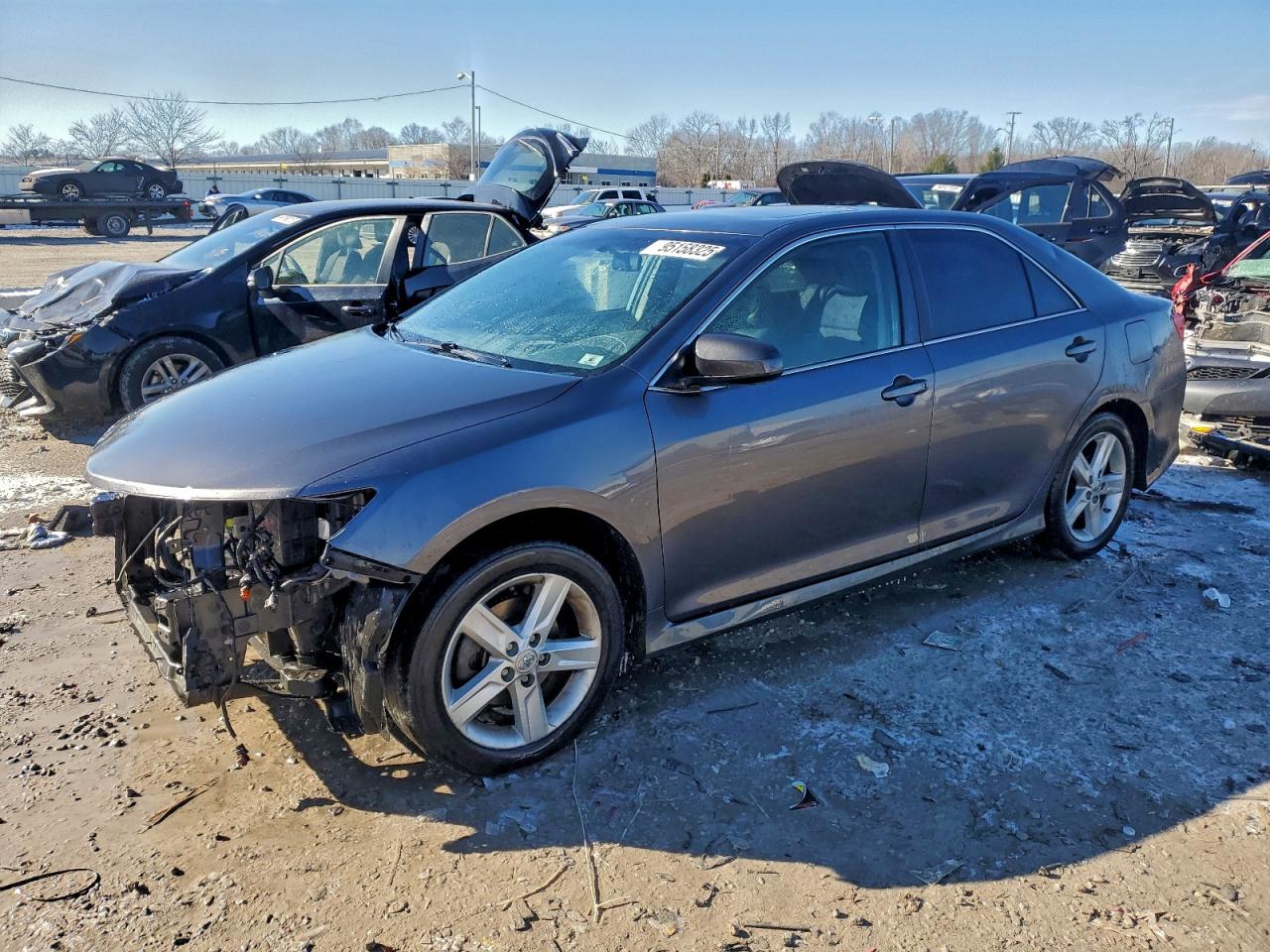 2014 TOYOTA CAMRY