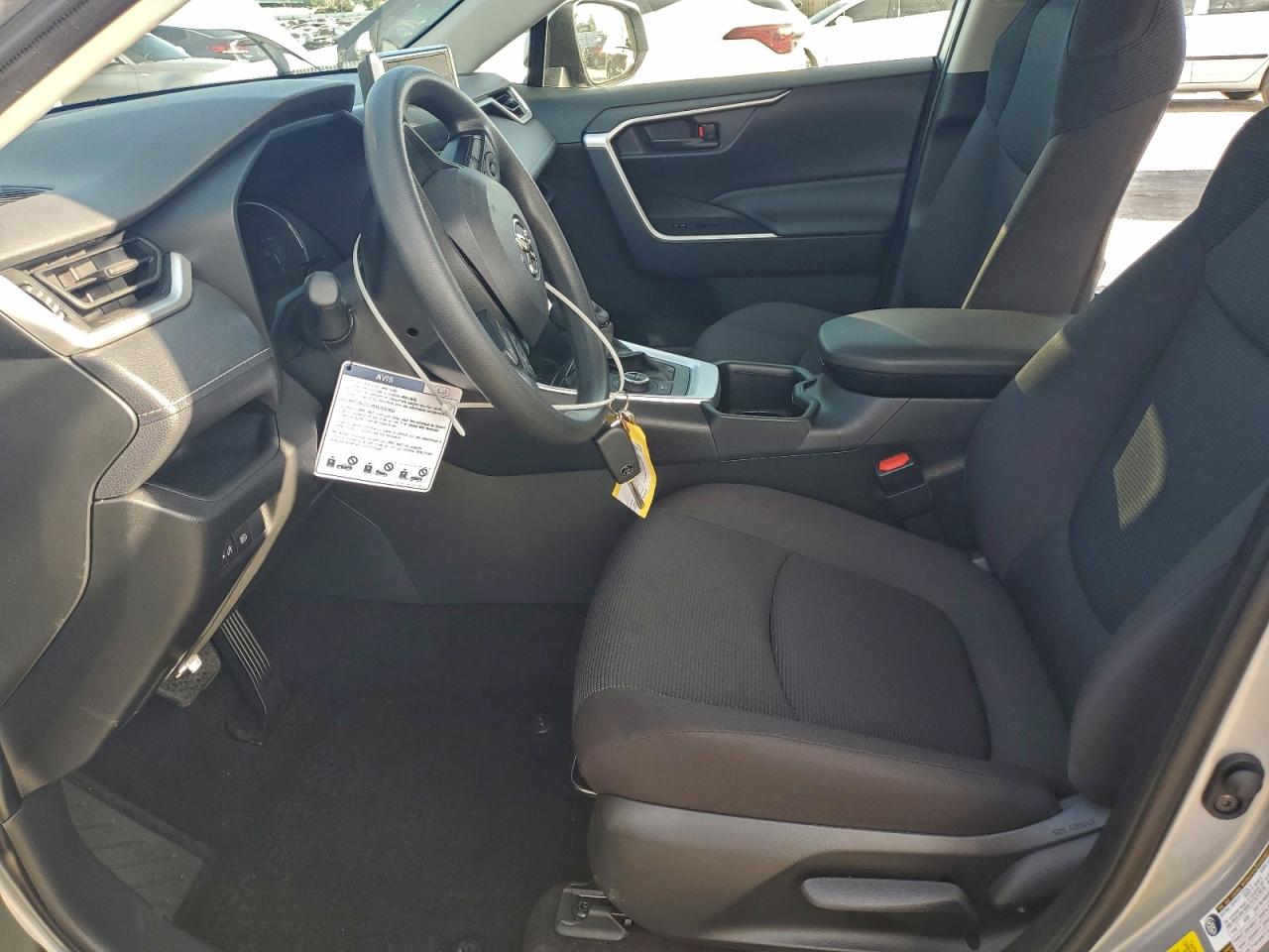 2025 TOYOTA RAV4 LE photo 7