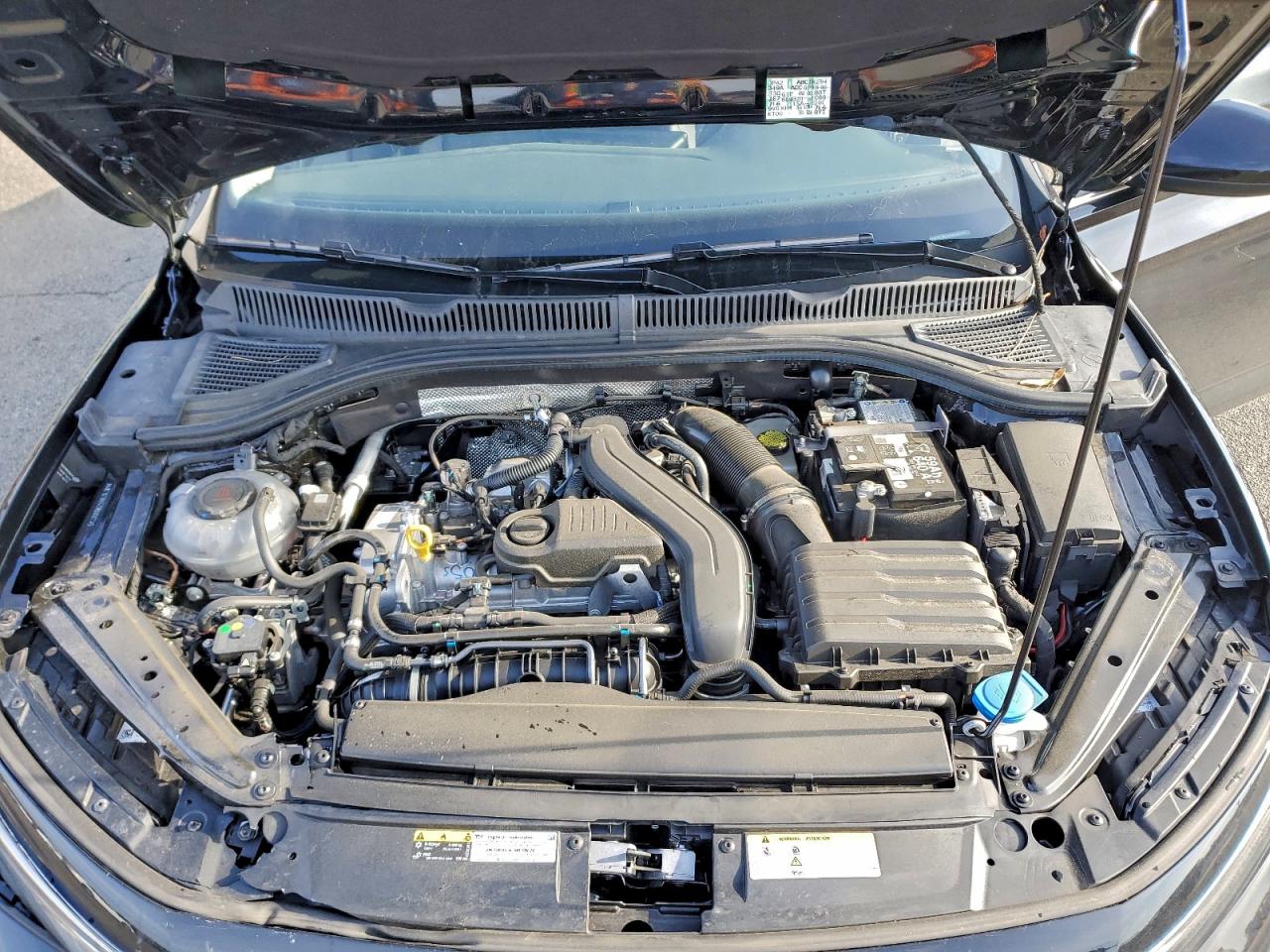 2025 VOLKSWAGEN JETTA SE photo 21