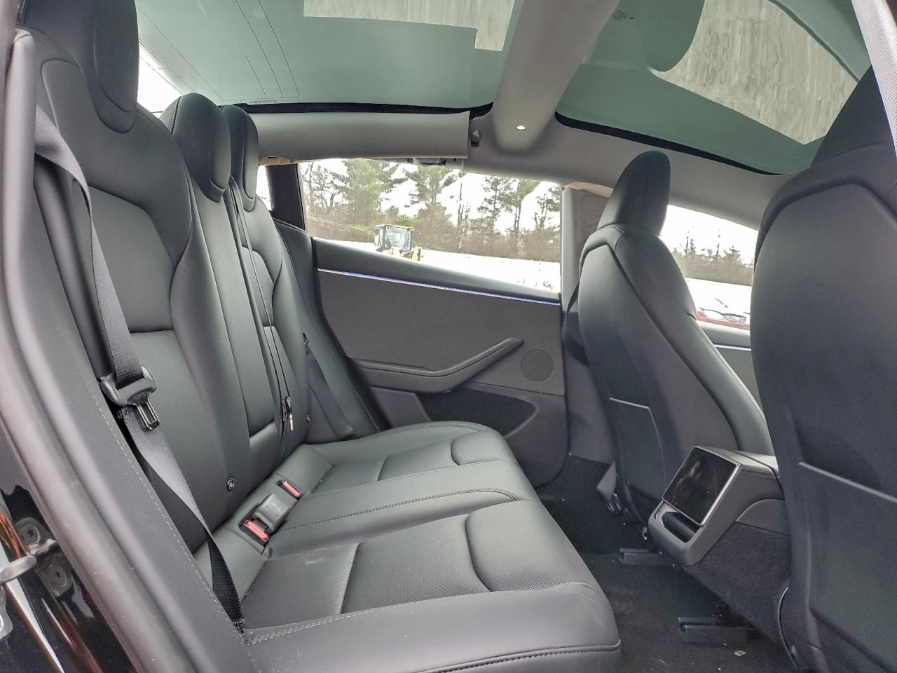 2024 TESLA MODEL 3 photo 19