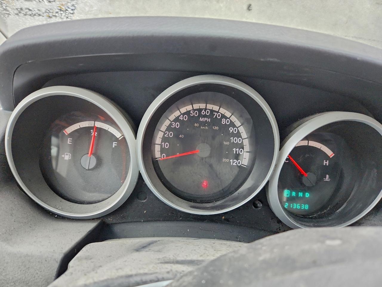2010 DODGE GRAND CARAVAN SE photo 17