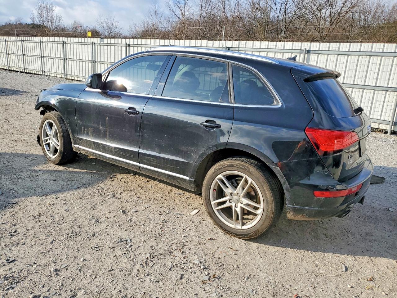 2013 AUDI Q5 PREMIUM PLUS photo 2