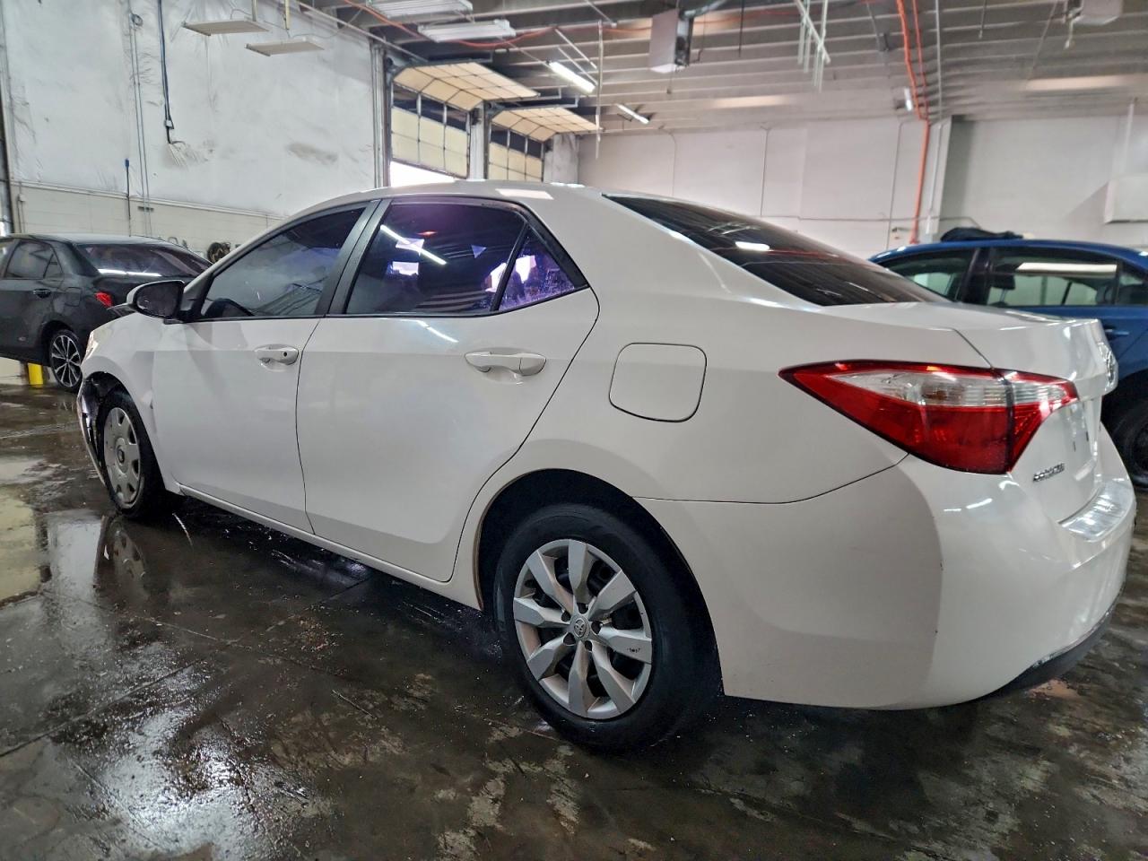 2016 TOYOTA COROLLA LE photo 4