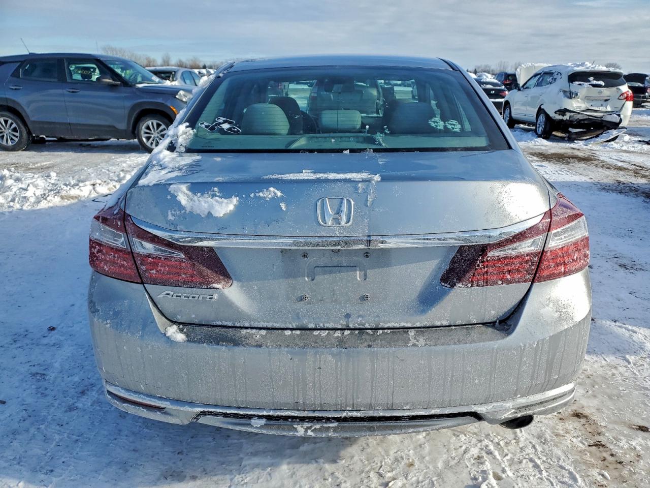 2017 HONDA ACCORD LX photo 6