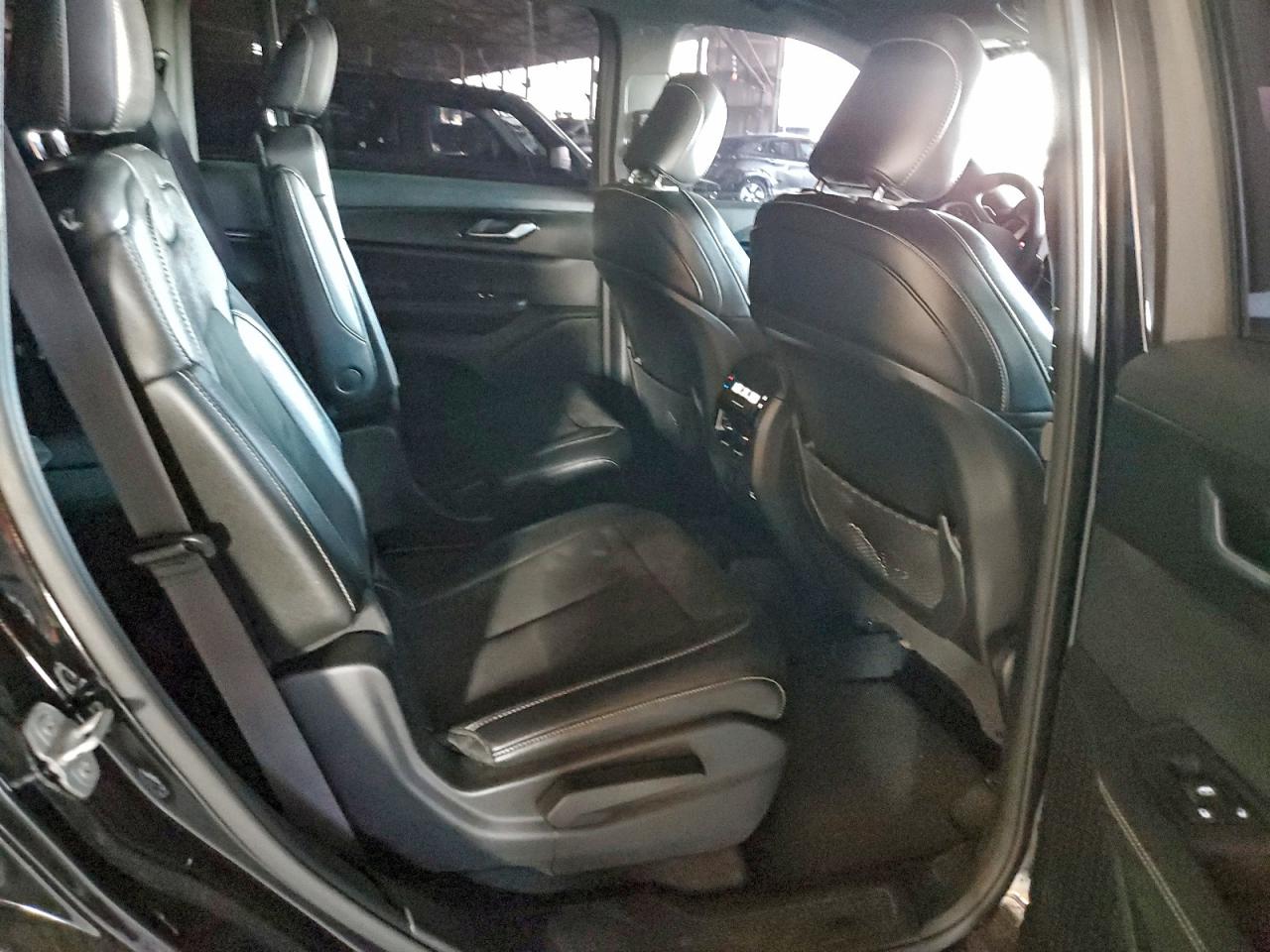 2023 JEEP GRAND CHEROKEE L LAREDO photo 21