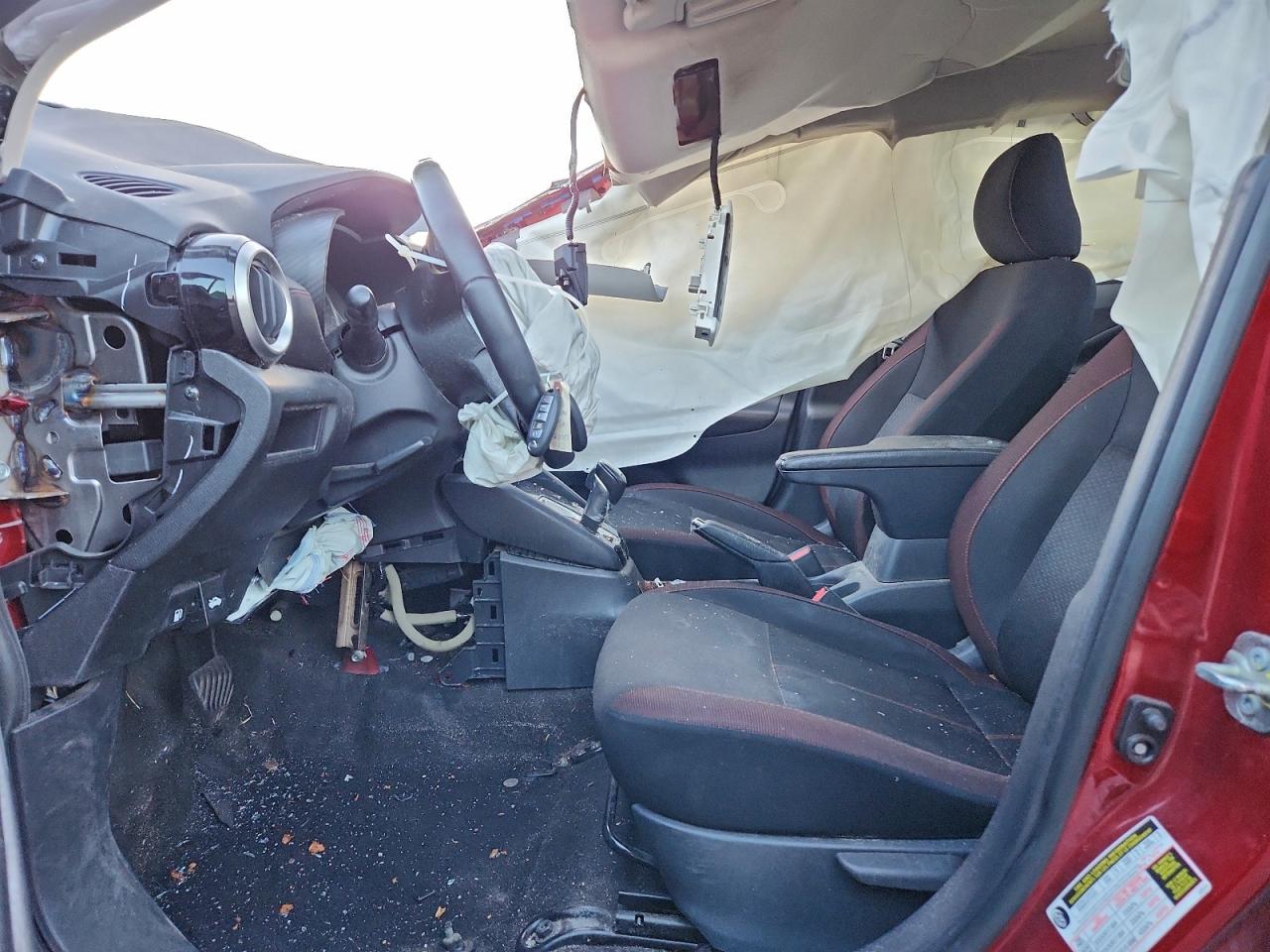 2020 NISSAN VERSA SR photo 7
