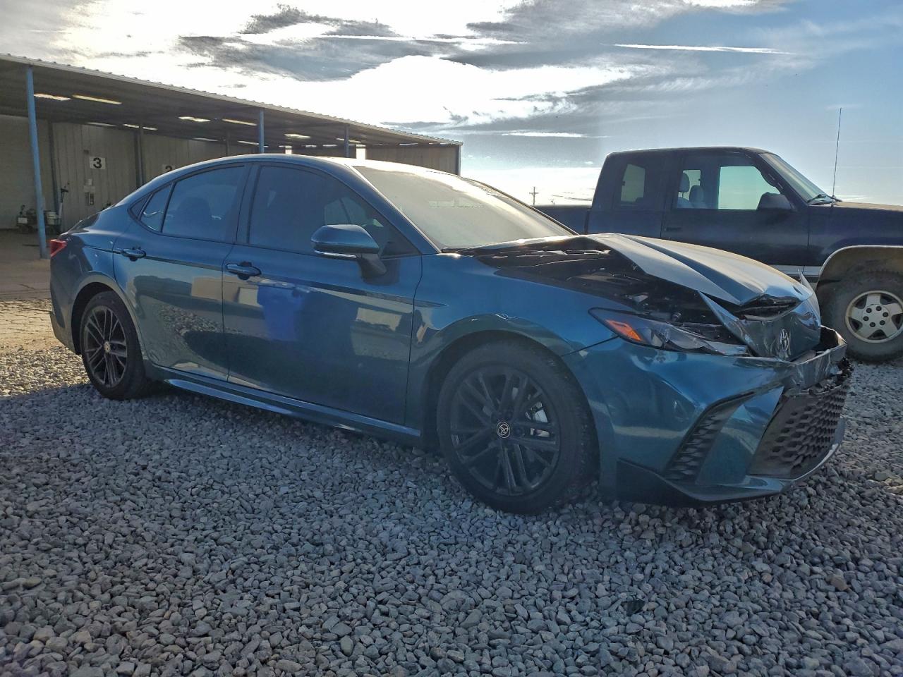 2025 TOYOTA CAMRY XSE photo 4