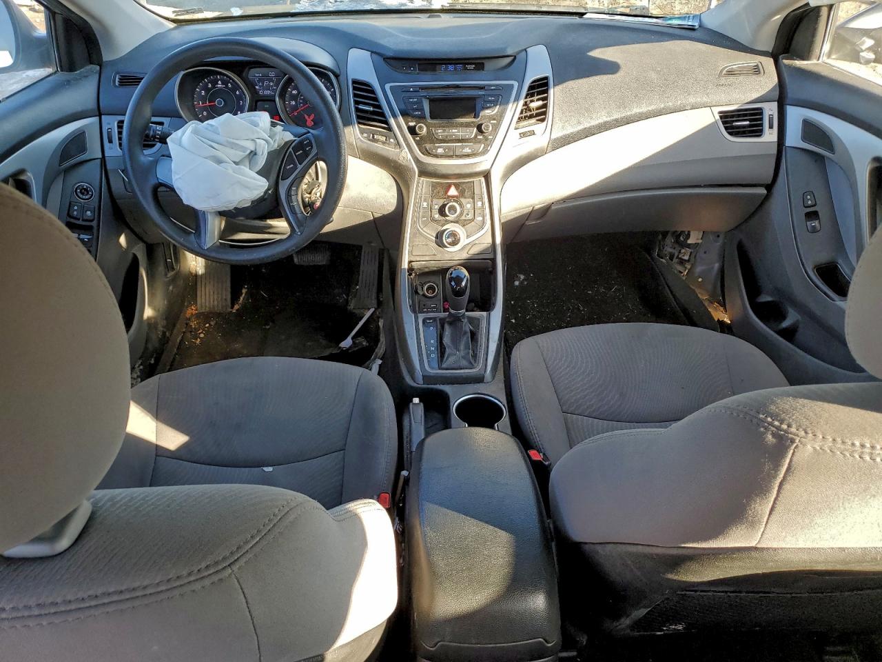 2016 HYUNDAI ELANTRA SE photo 15