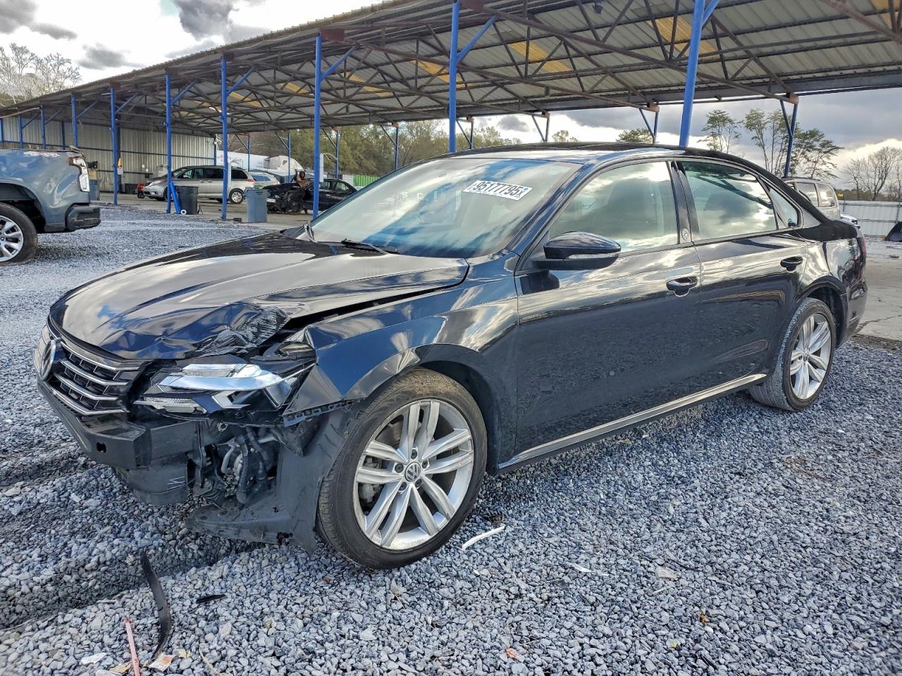 2019 VOLKSWAGEN PASSAT