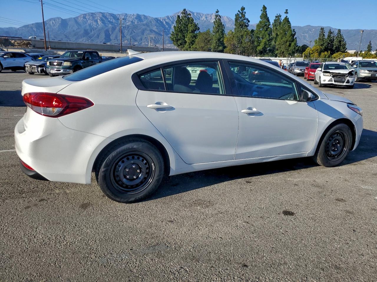 2018 KIA FORTE LX photo 7
