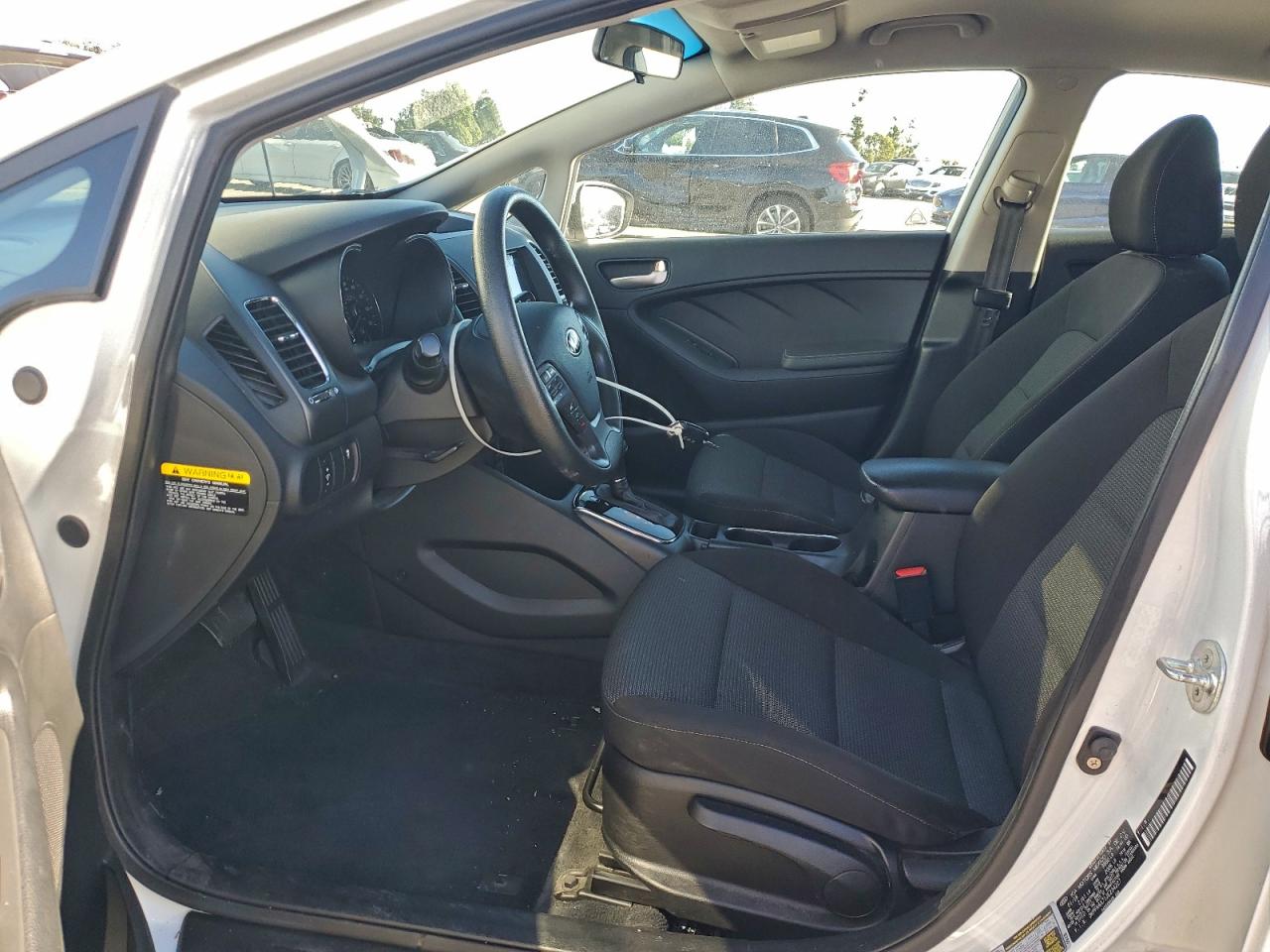 2018 KIA FORTE LX photo 19