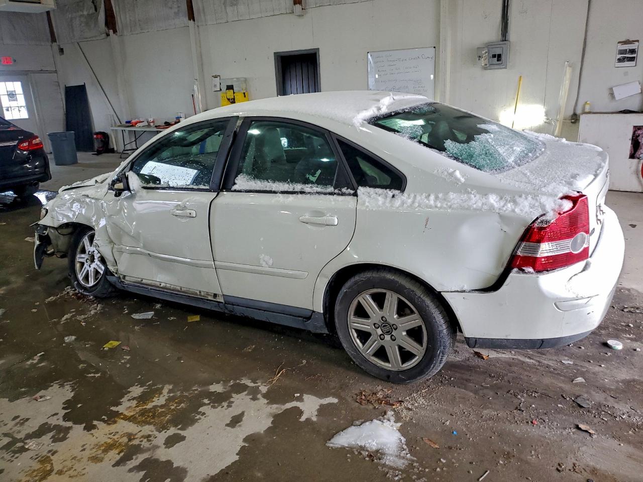 2006 VOLVO S40 2.4I photo 2