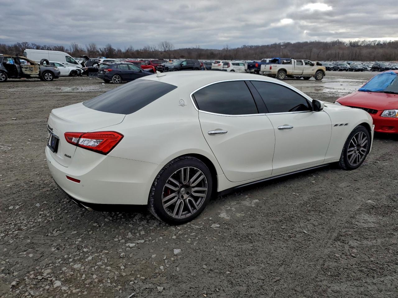 2017 MASERATI GHIBLI S photo 3