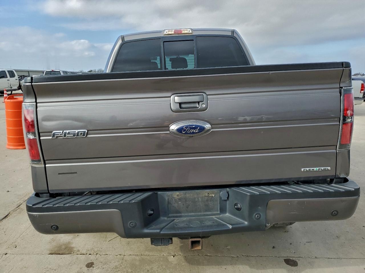 2013 FORD F150 SUPERCREW photo 6