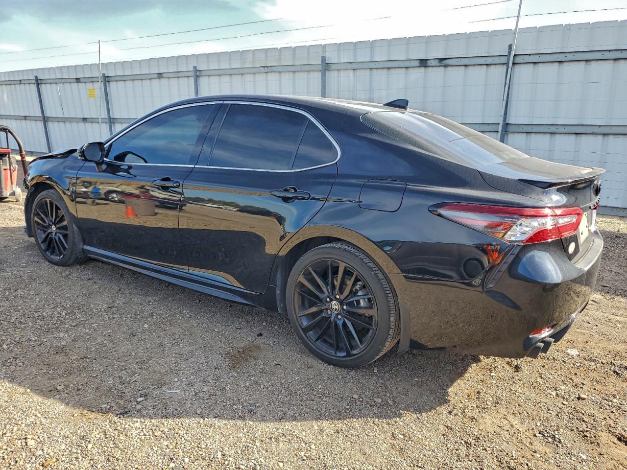 2024 TOYOTA CAMRY XSE photo 3