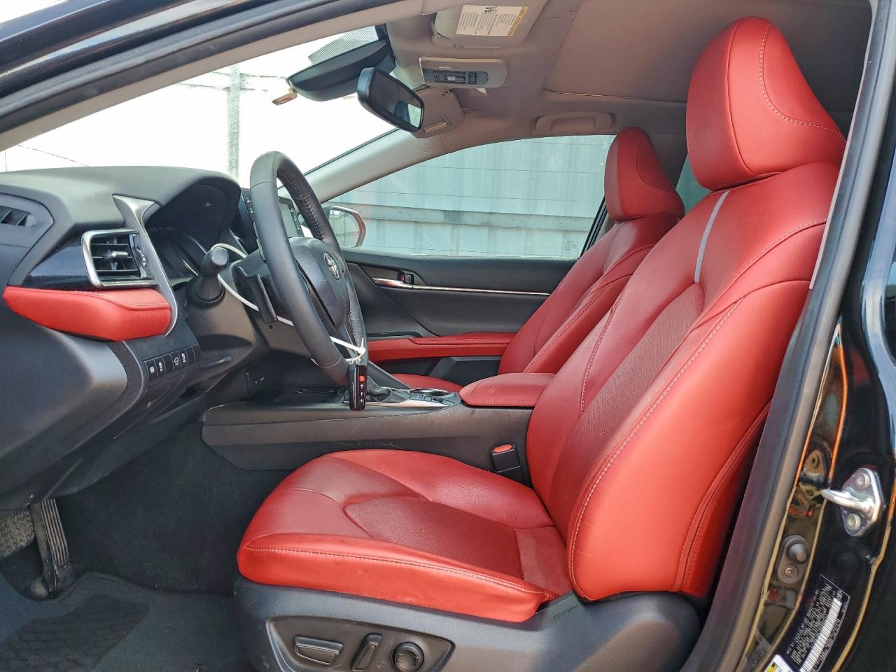 2024 TOYOTA CAMRY XSE photo 13