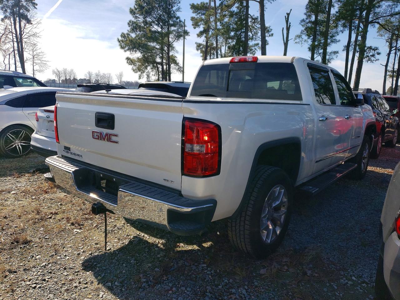2015 GMC SIERRA K1500 SLT photo 3