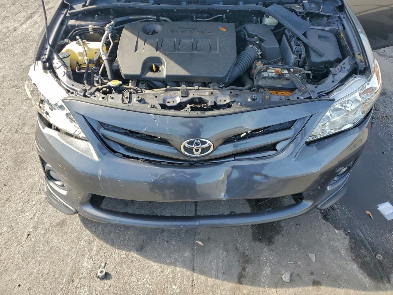 2013 TOYOTA COROLLA S photo 31