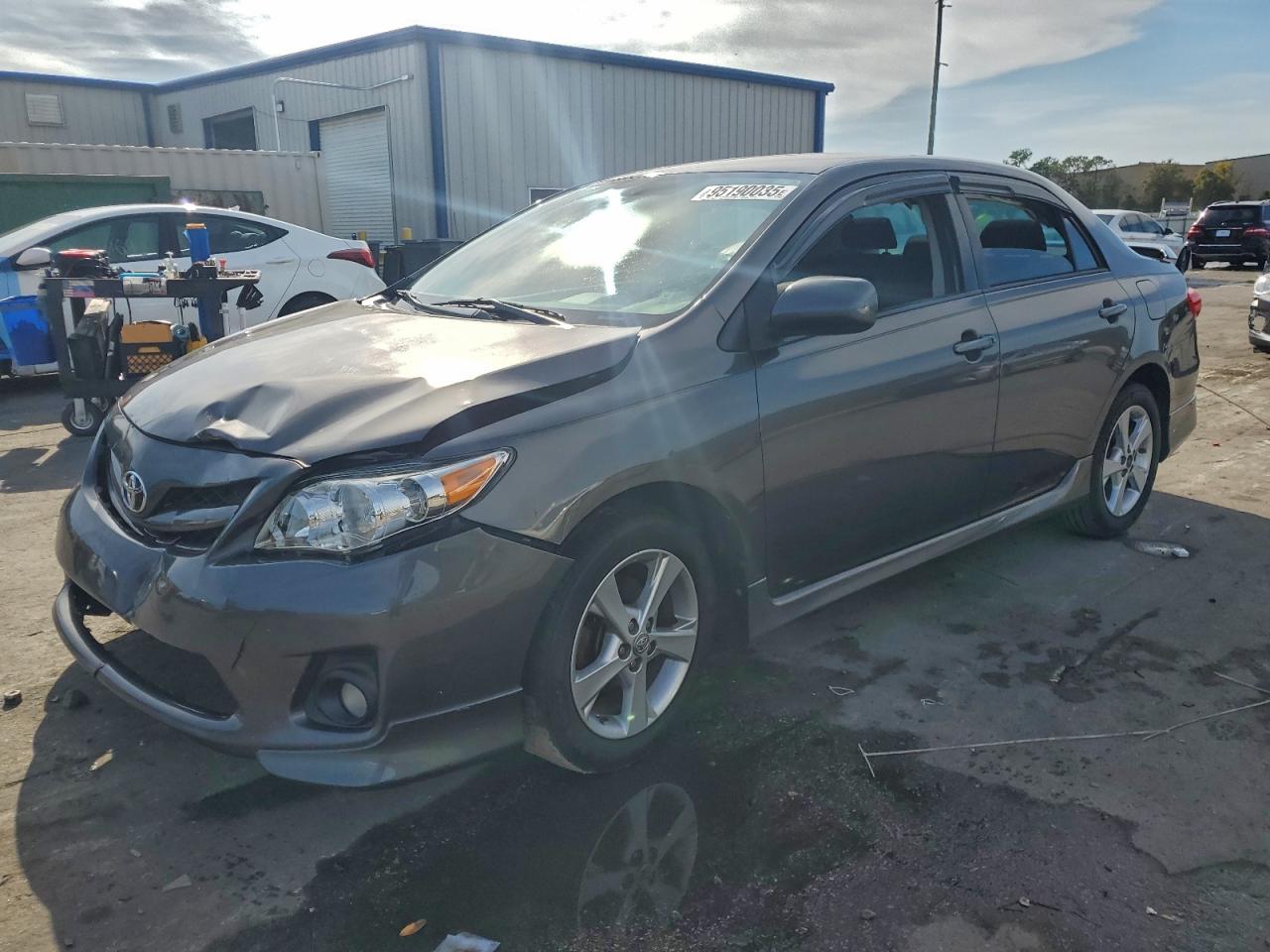 2013 TOYOTA COROLLA