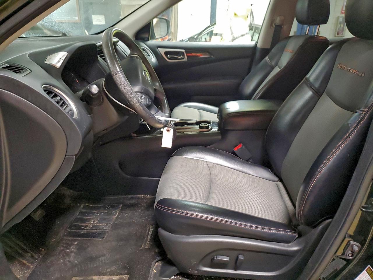 2020 NISSAN PATHFINDER SV photo 7