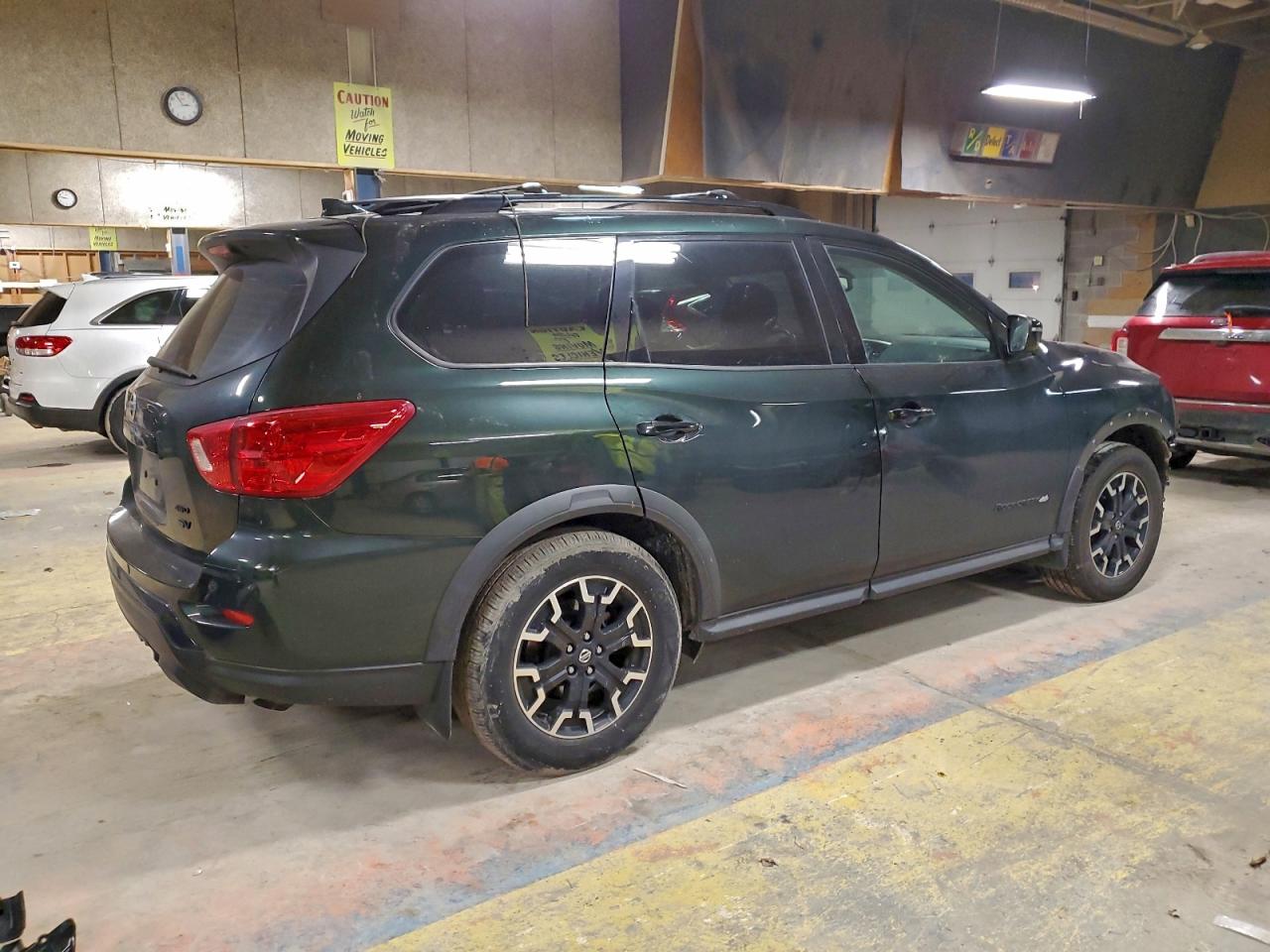 2020 NISSAN PATHFINDER SV photo 3