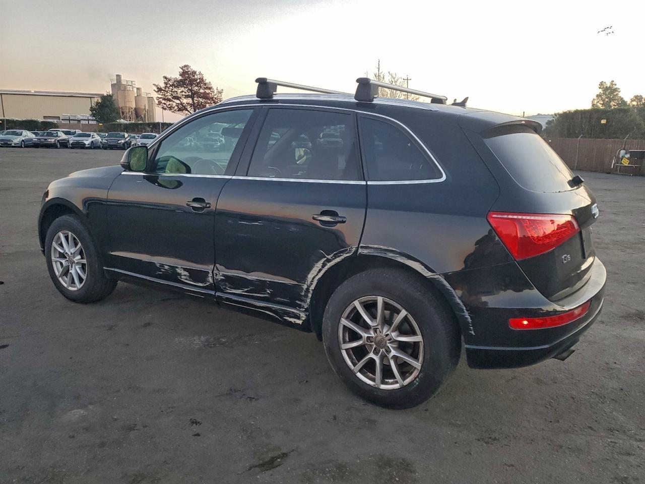 2012 AUDI Q5 PREMIUM PLUS photo 2