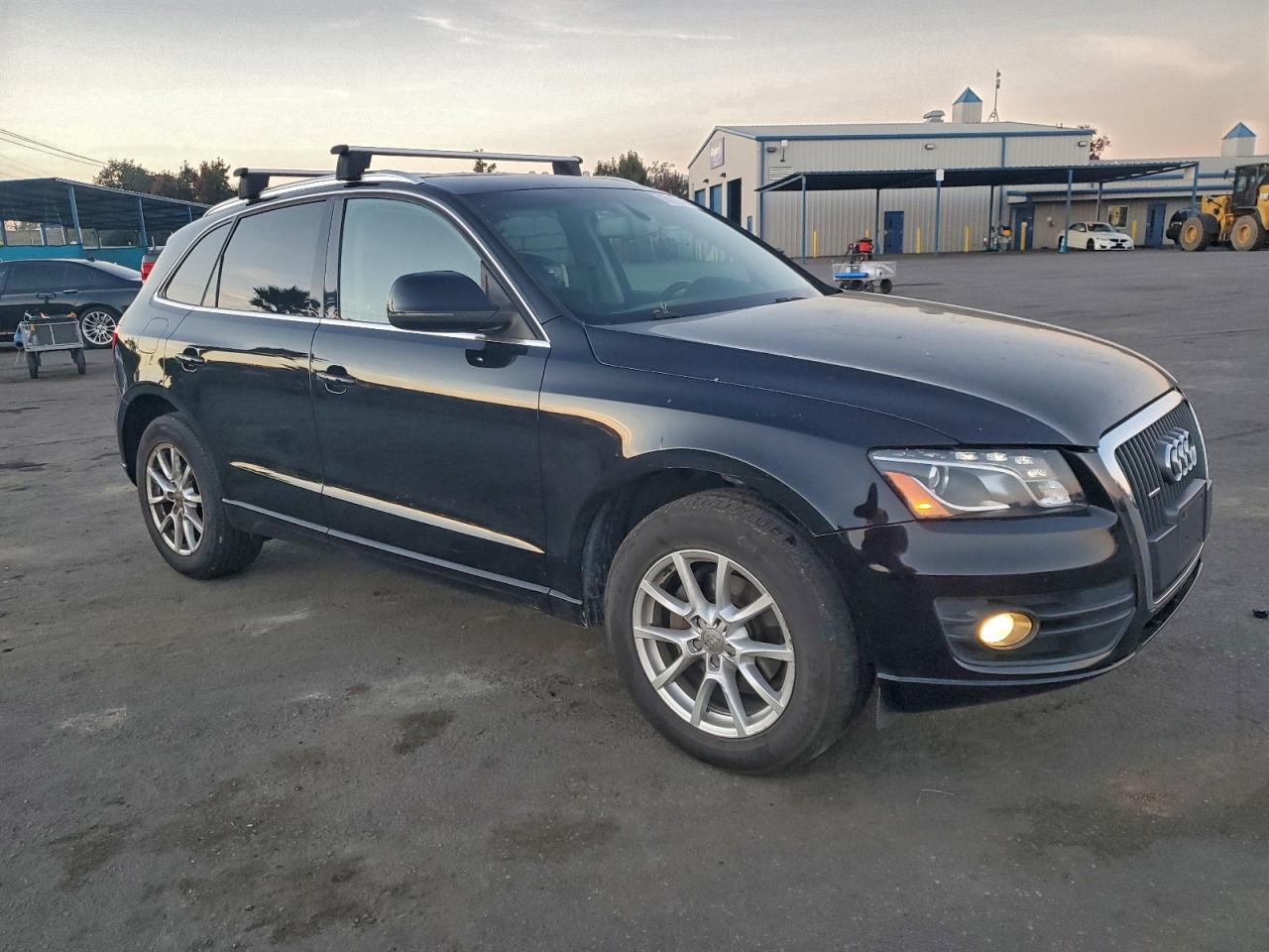 2012 AUDI Q5 PREMIUM PLUS photo 4