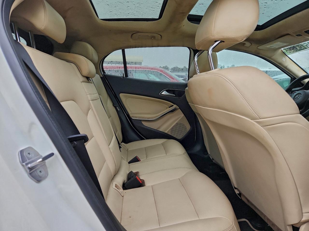 2019 MERCEDES-BENZ GLA 250 photo 21