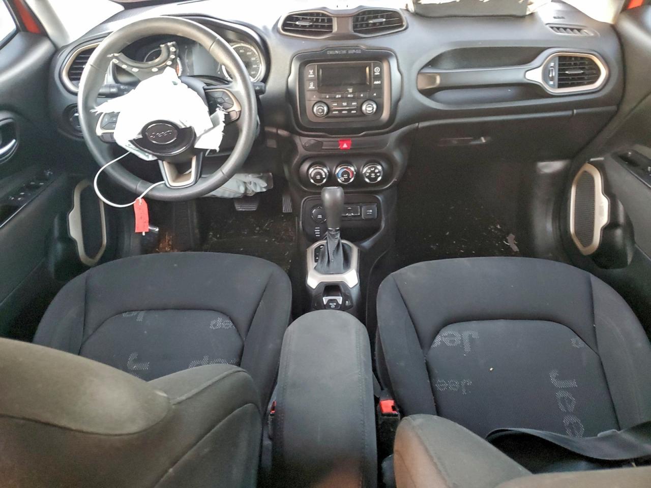 2017 JEEP RENEGADE SPORT photo 15