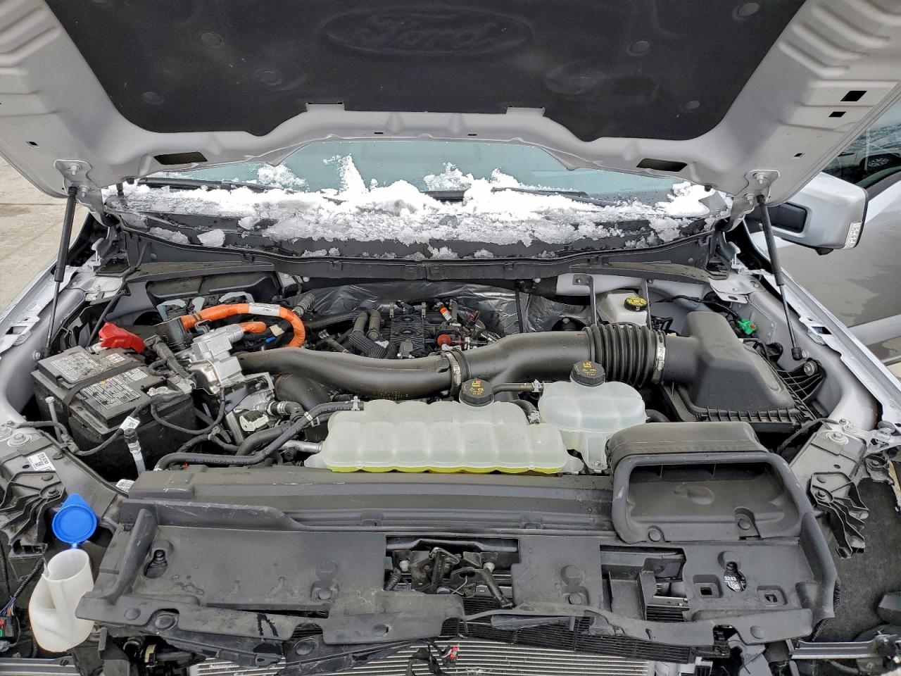 2025 FORD F150 LARIAT photo 21