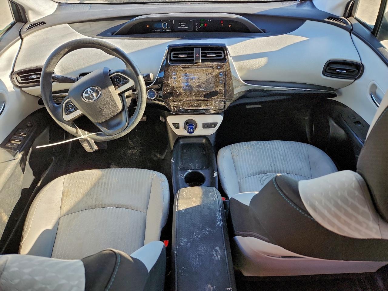 2016 TOYOTA PRIUS TWO photo 15