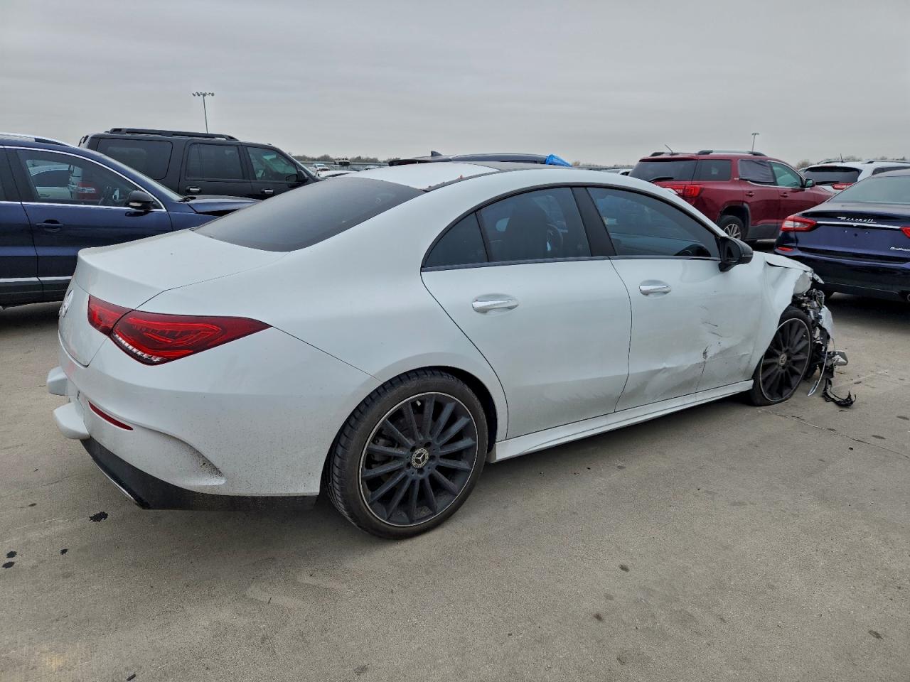 2022 MERCEDES-BENZ CLA 250 photo 3