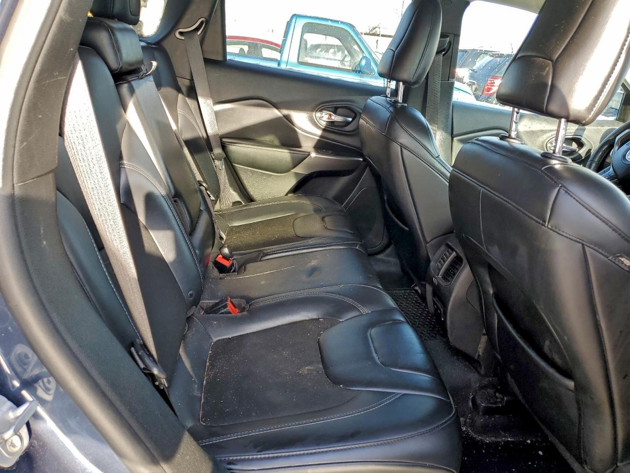 2019 JEEP CHEROKEE LATITUDE PLUS photo 21