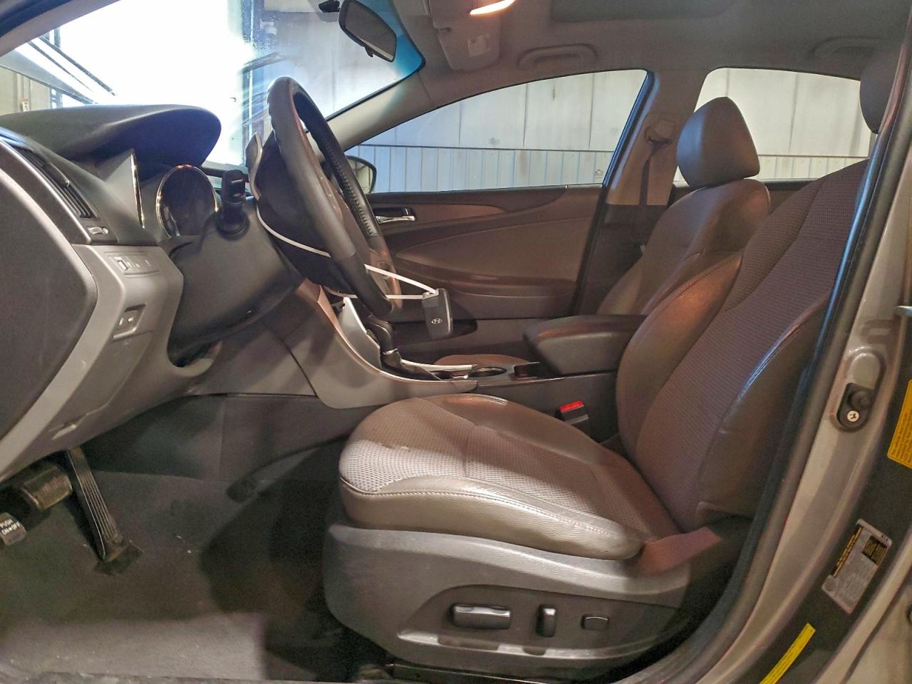 2011 HYUNDAI SONATA SE 2.0T photo 13