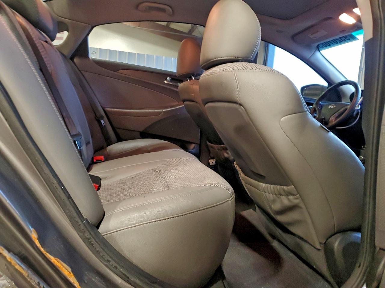 2011 HYUNDAI SONATA SE 2.0T photo 19