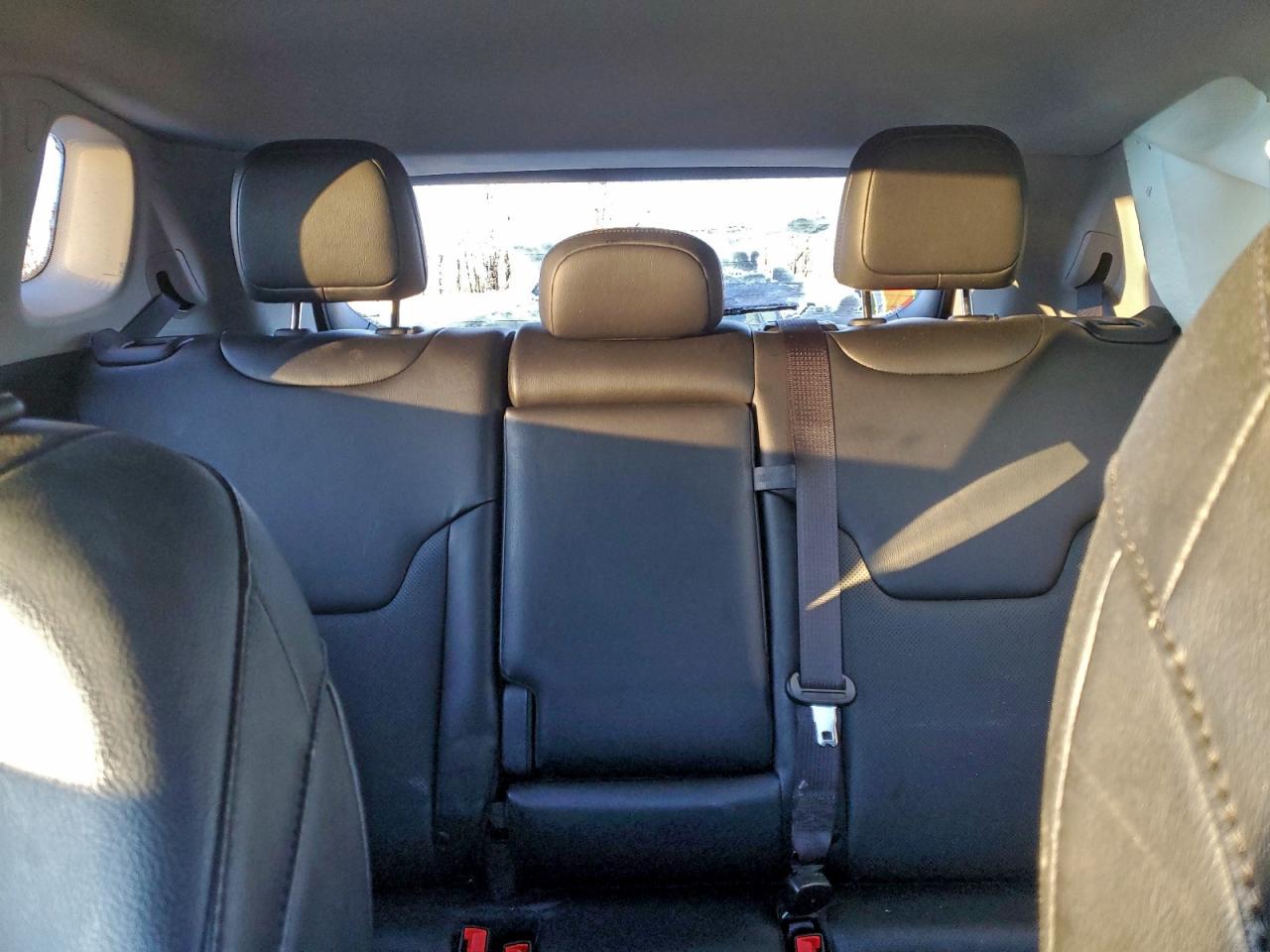 2022 JEEP COMPASS LATITUDE LUX photo 28