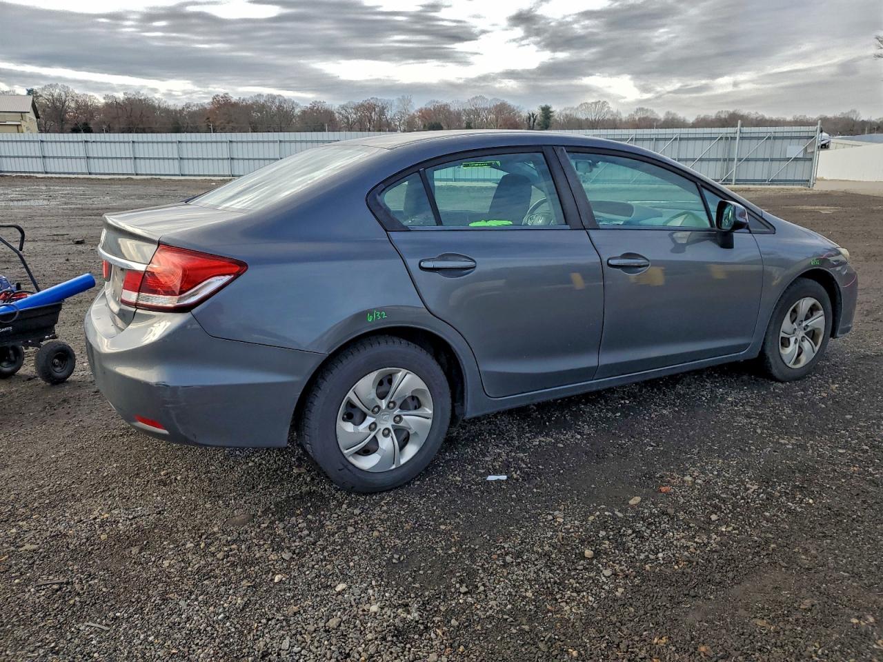 2013 HONDA CIVIC LX photo 5