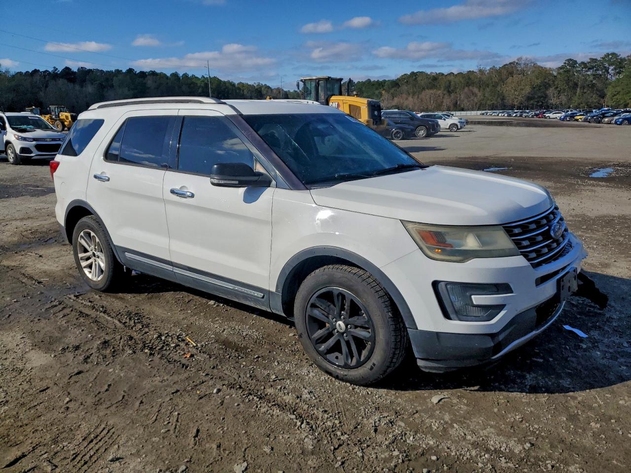2016 FORD EXPLORER XLT photo 4