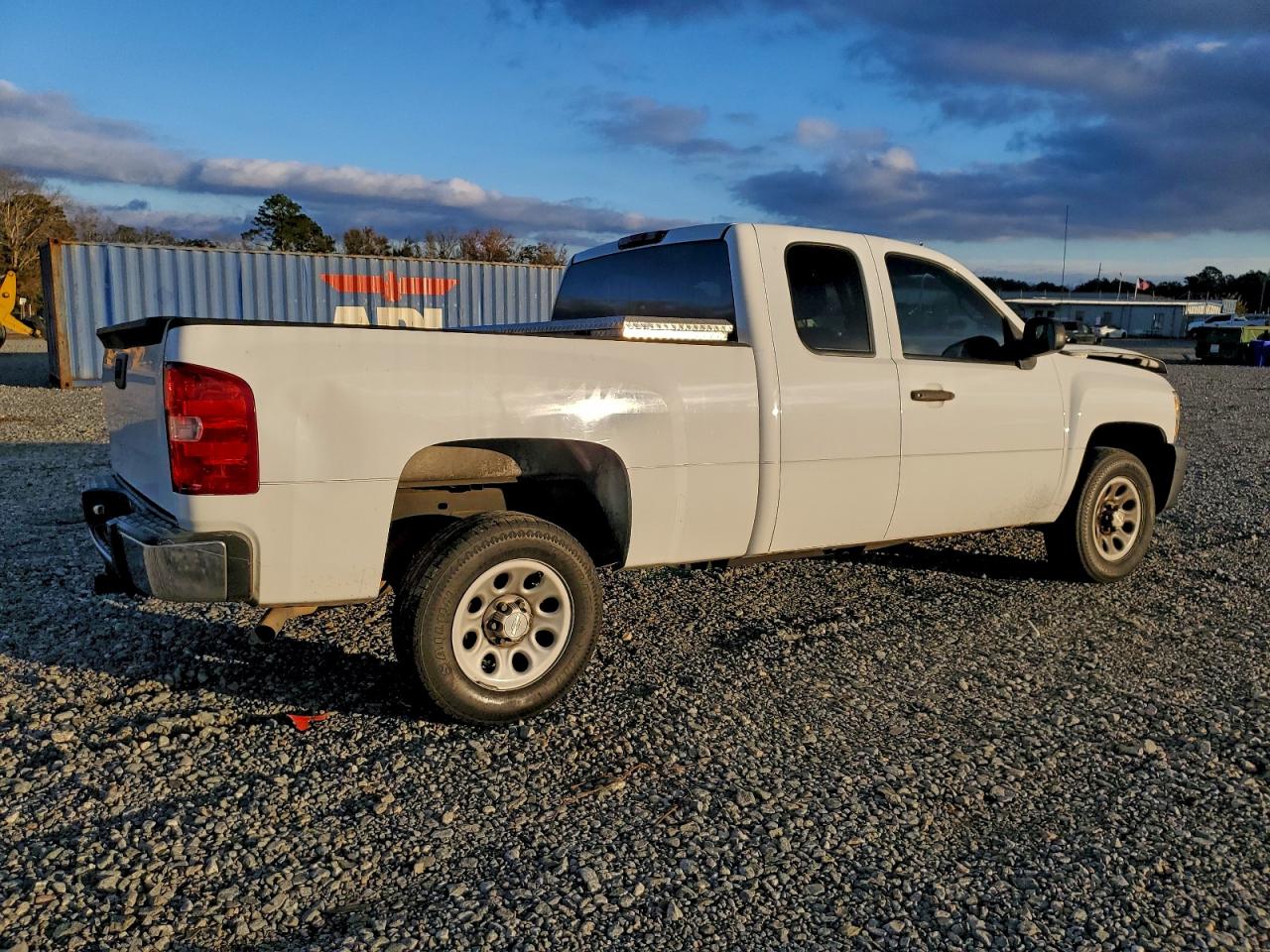 2007 CHEVROLET SILVERADO C1500 photo 7